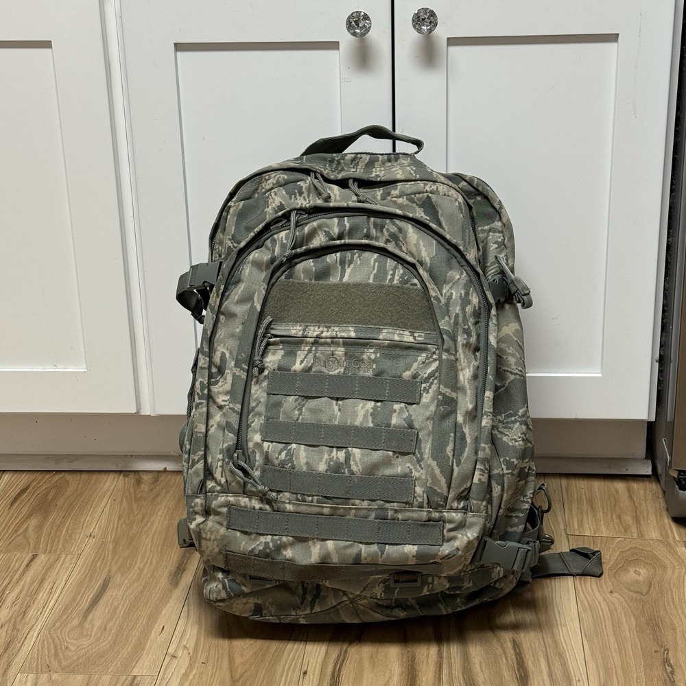 Bugout Gear ACU Camo Convertible Backpack Travel Bag Green Digicam Adjustable Sz